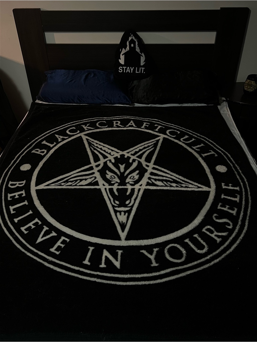 Black Craft Cult Blanket Moonlight Black "Believe in yourself"